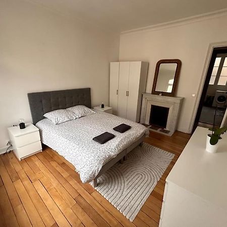 Appartement * Le Cathedrale * à Reims Extérieur photo