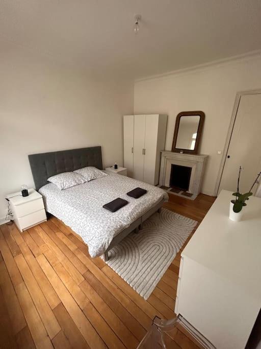 Appartement * Le Cathedrale * à Reims Extérieur photo