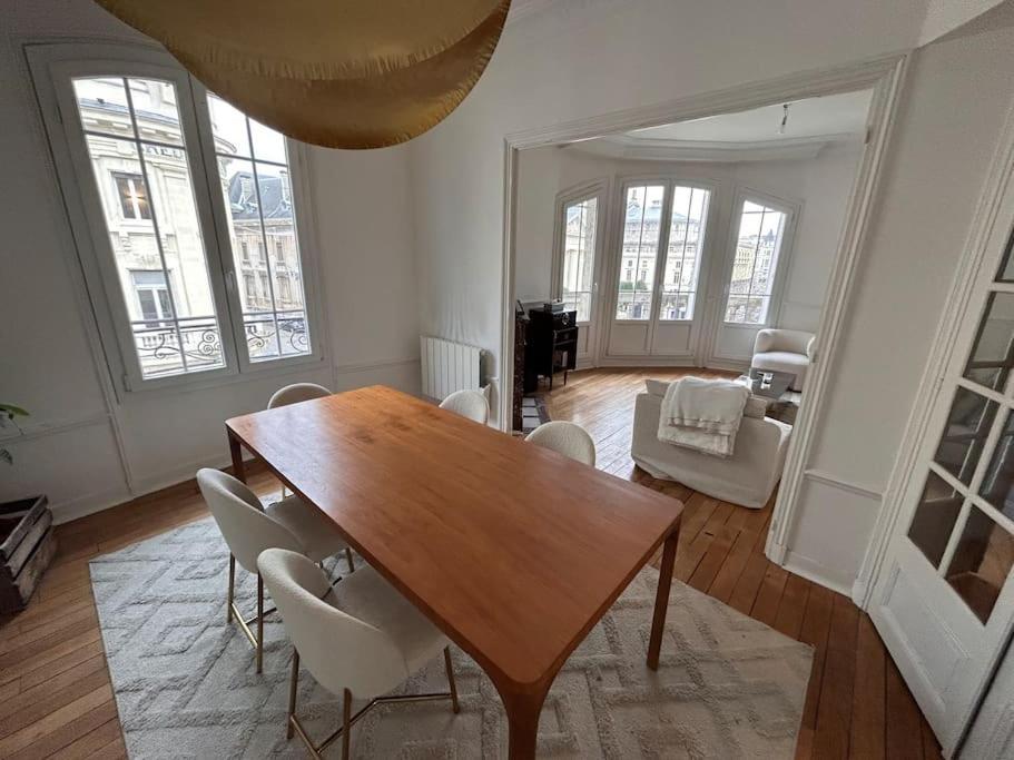 Appartement * Le Cathedrale * à Reims Extérieur photo